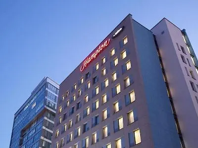 מלון Hampton By Hilton Minsk City Centre