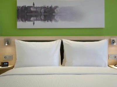 Hampton By Hilton Minsk City Centre 3*,  Belarus