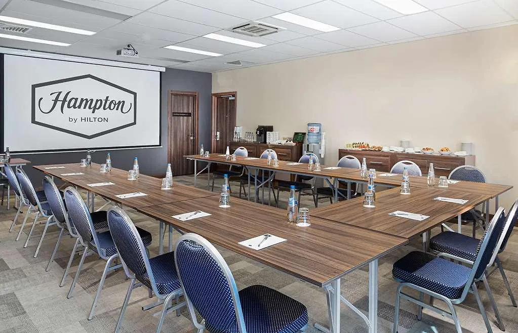 Hotel Hampton By Hilton Minsk City Centre