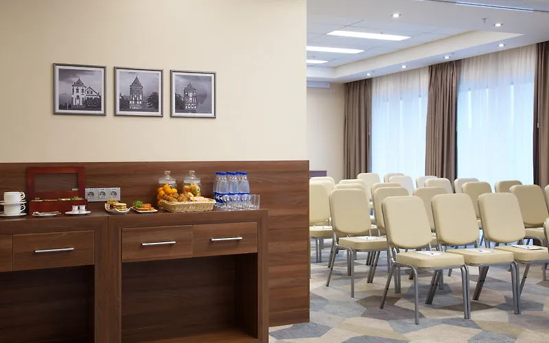 מלון Hampton By Hilton Minsk City Centre