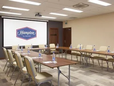 מלון Hampton By Hilton Minsk City Centre