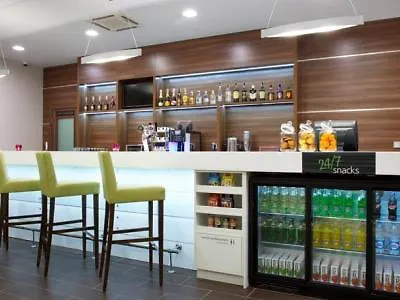 מלון Hampton By Hilton Minsk City Centre