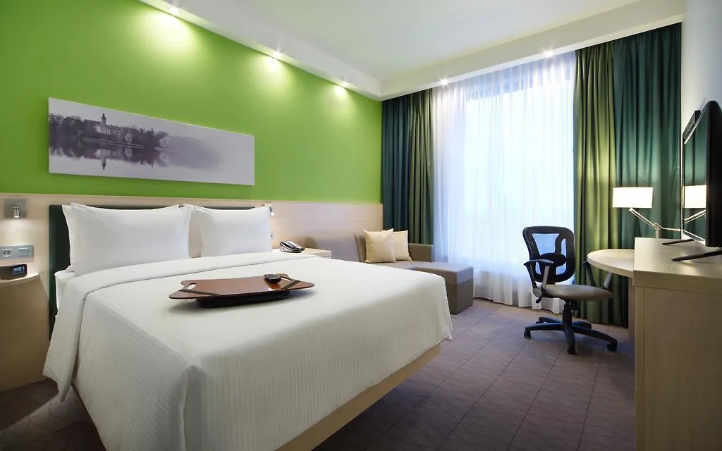 מלון Hampton By Hilton Minsk City Centre