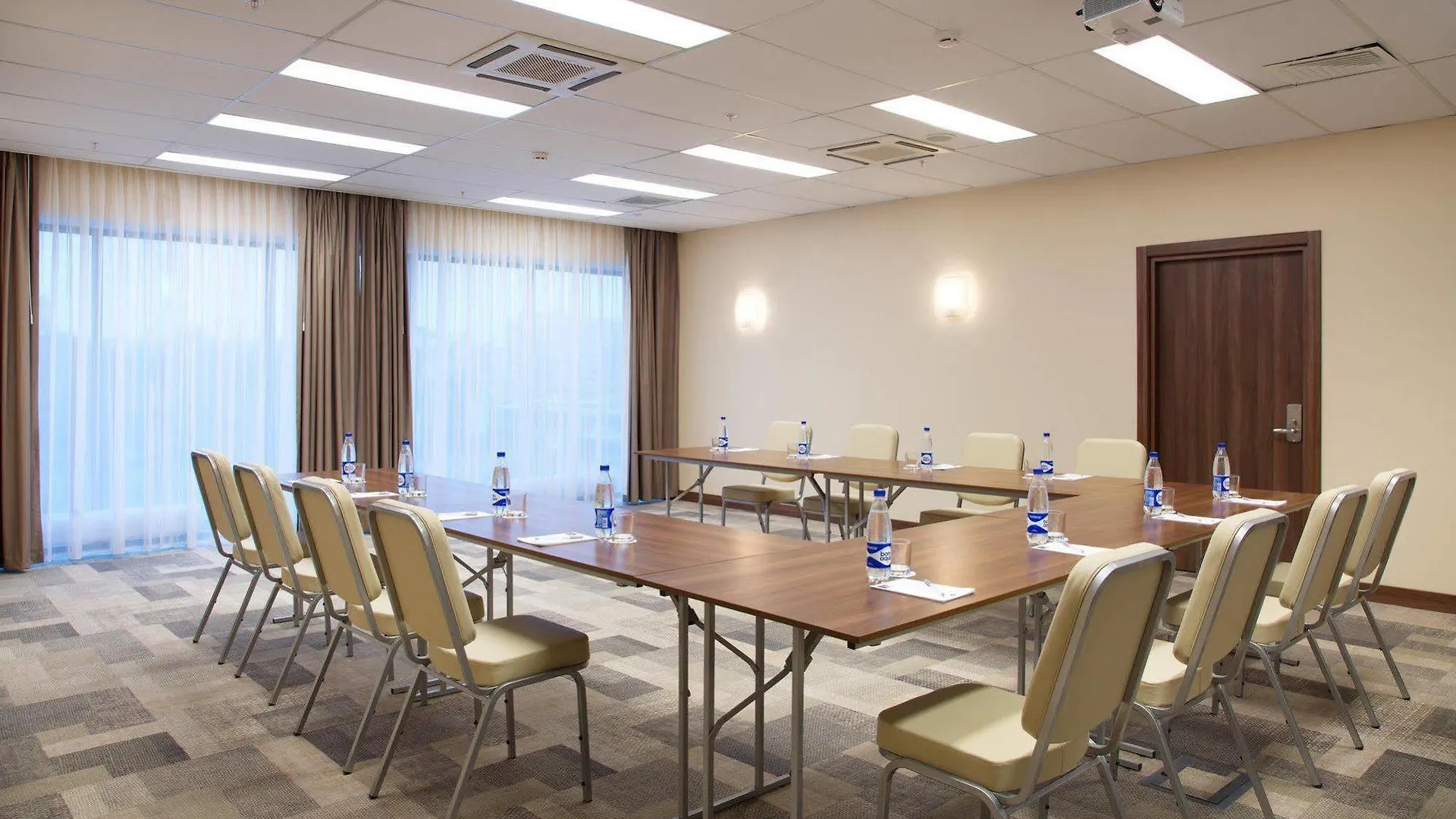 Hampton By Hilton Minsk City Centre Hotel