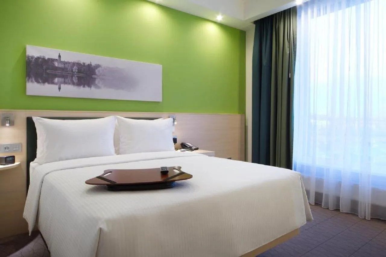 מלון Hampton By Hilton Minsk City Centre