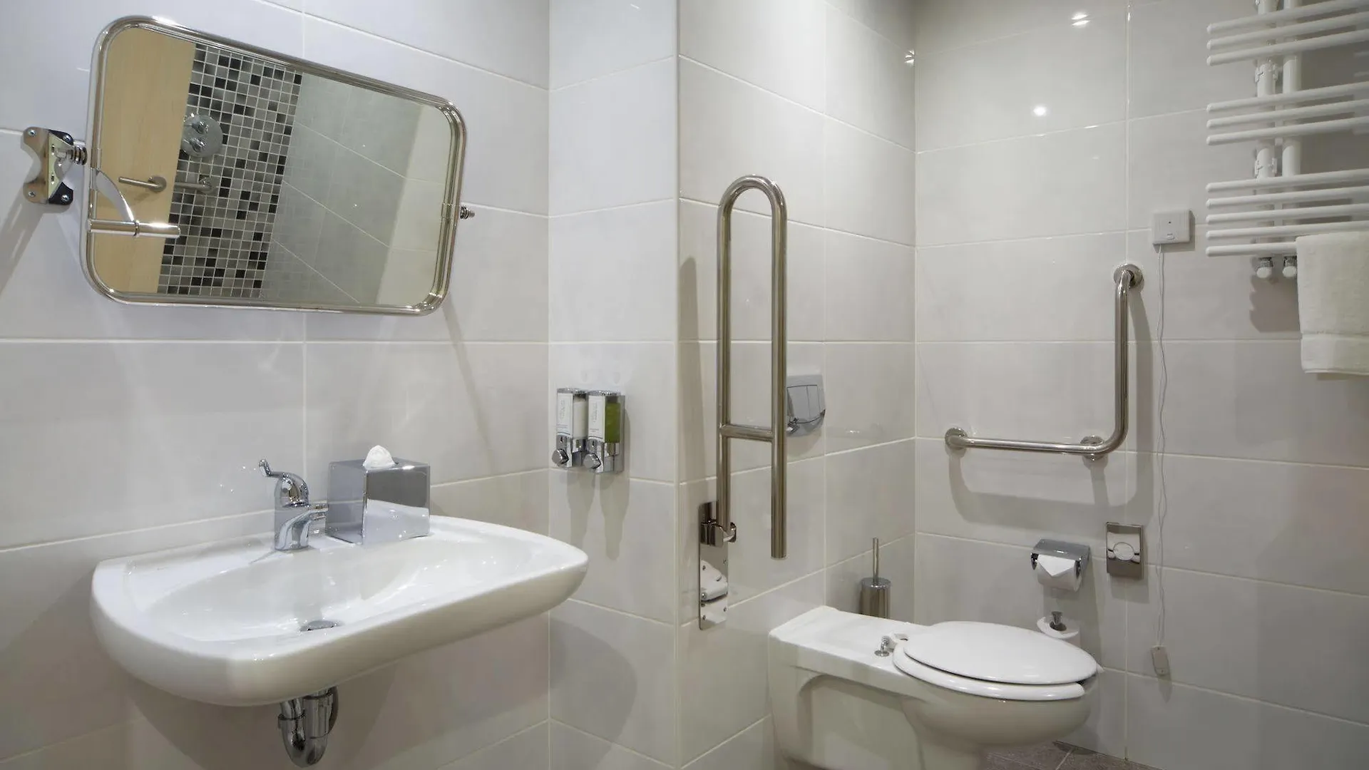 Hampton By Hilton Minsk City Centre Hotel